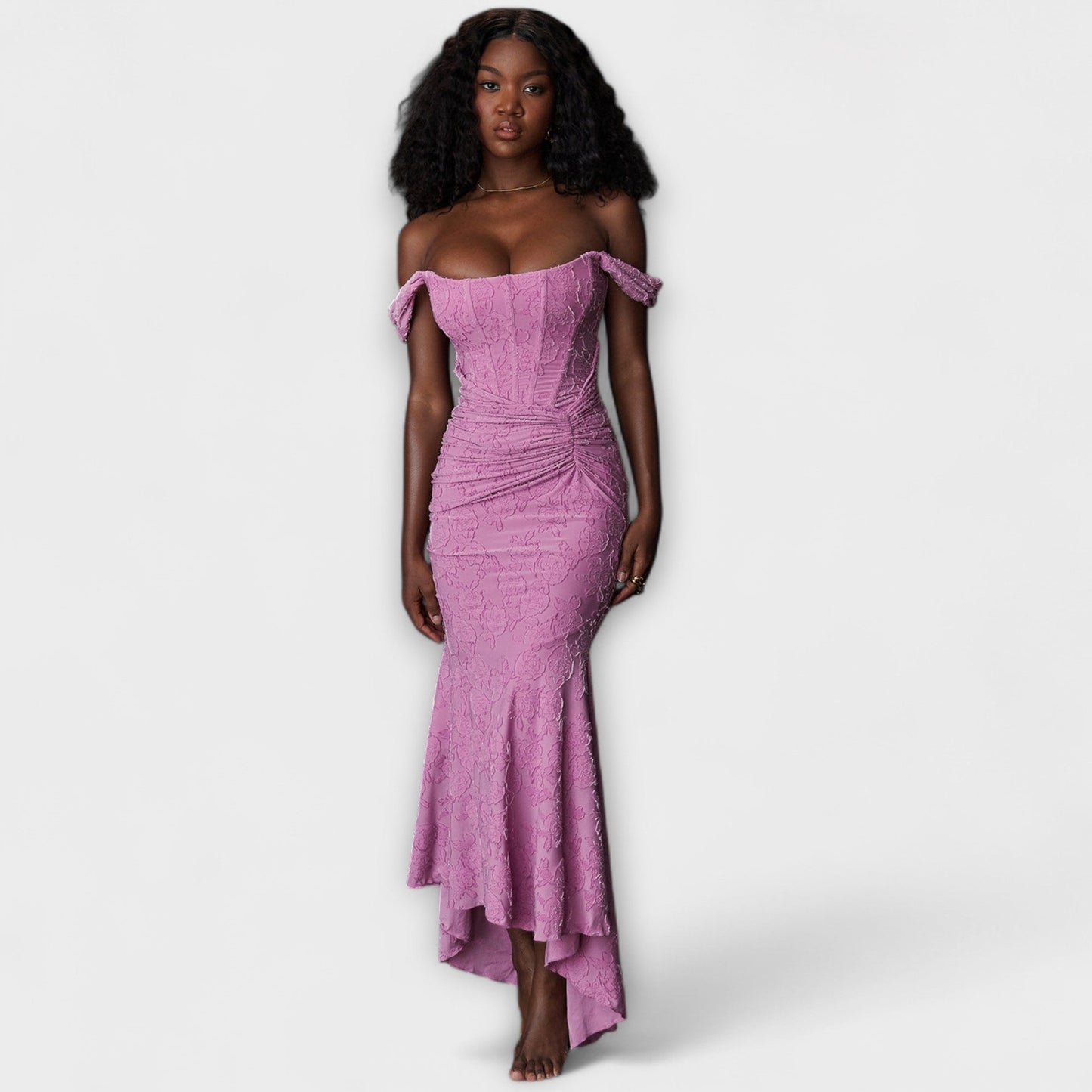 Renske - Elegant Long Dress with Refined Corset