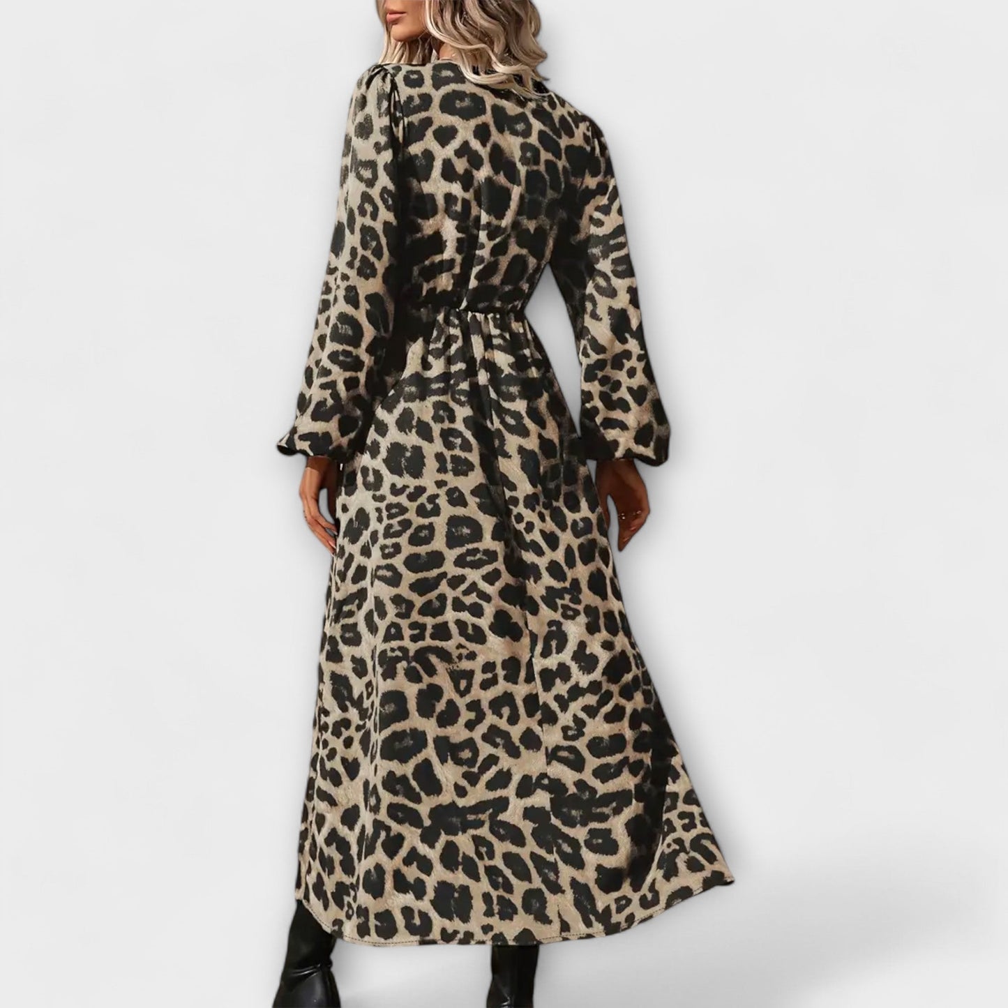 Natalie - Chic Leopard Print Dress