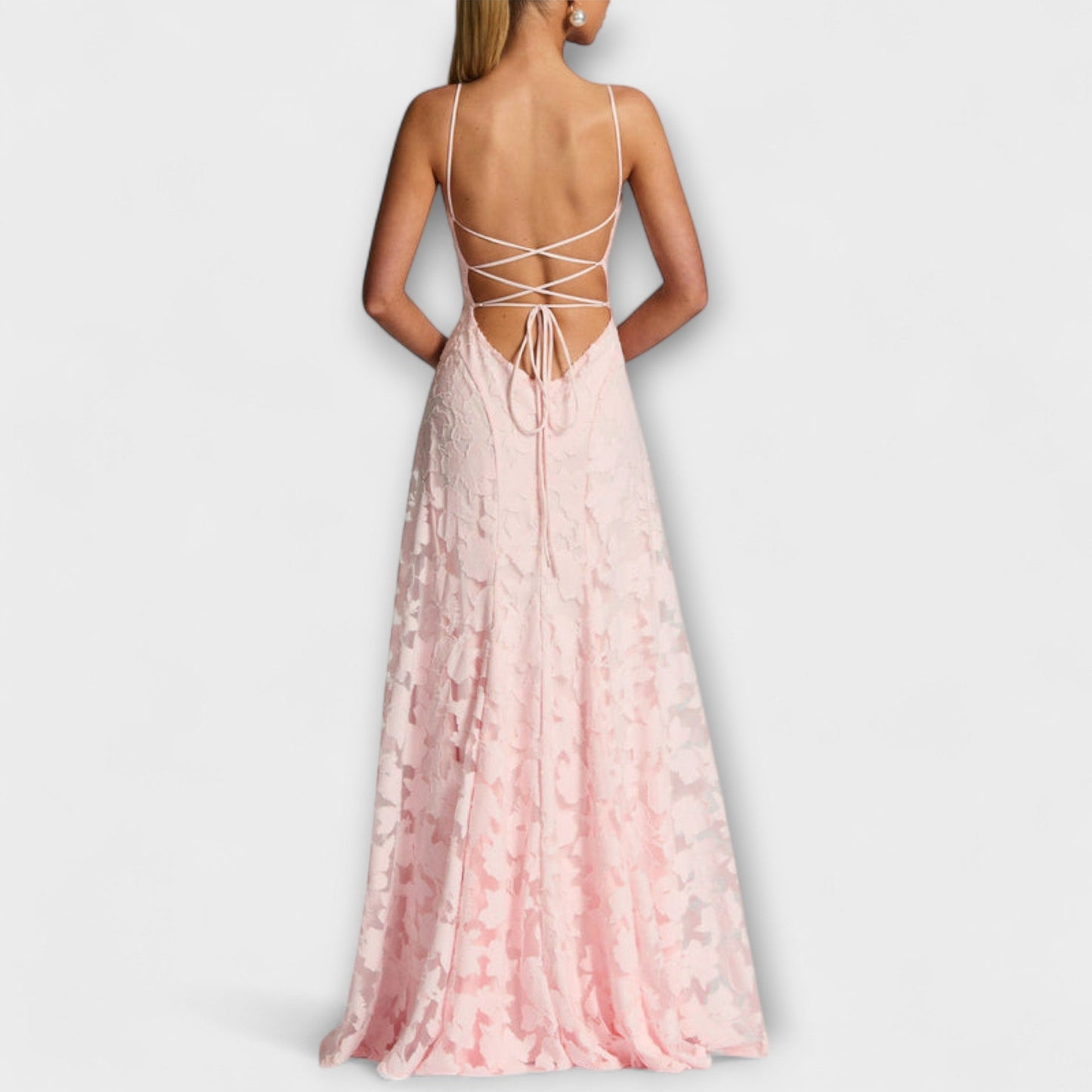 Kairi - Stylish Floral Lace Maxi Dress with Spaghetti Straps