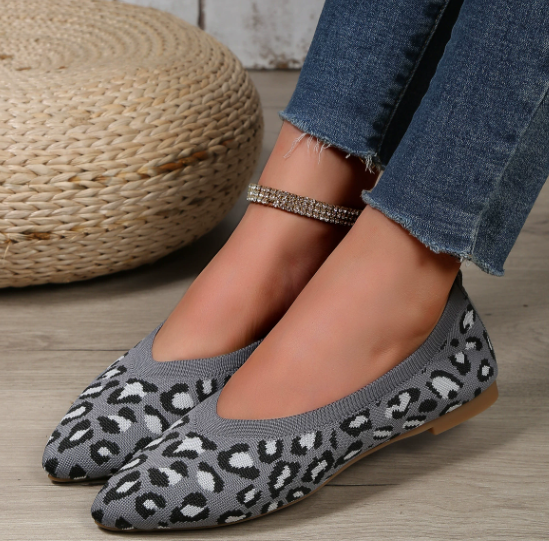 Leopard Print Pointed-Toe Flats