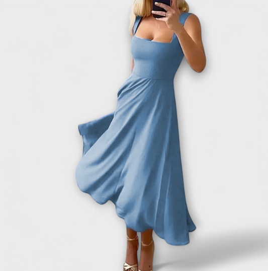 Chic Sleeveless Dress