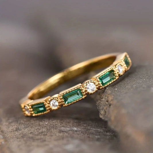 Vintage Green Zirconia Gold Ring with Inlay