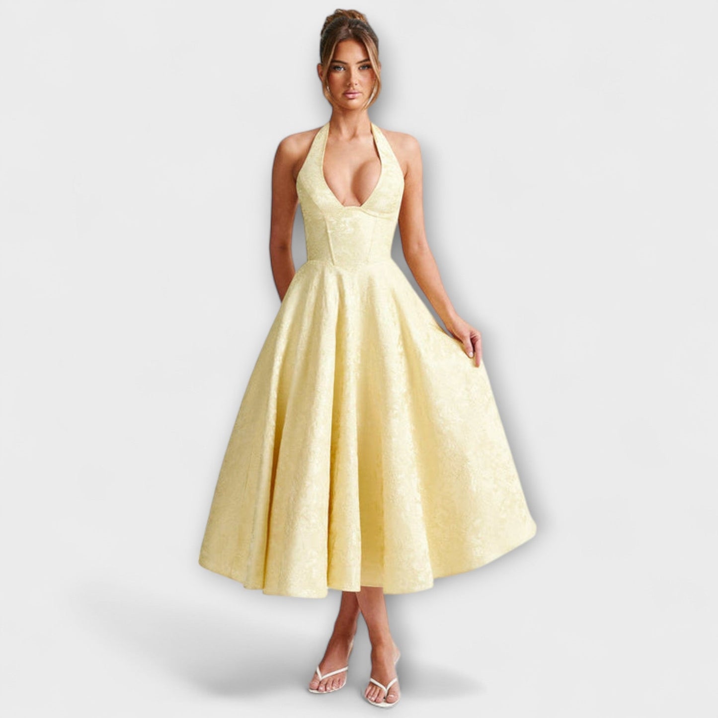 Catalina - Charming Midi Dress