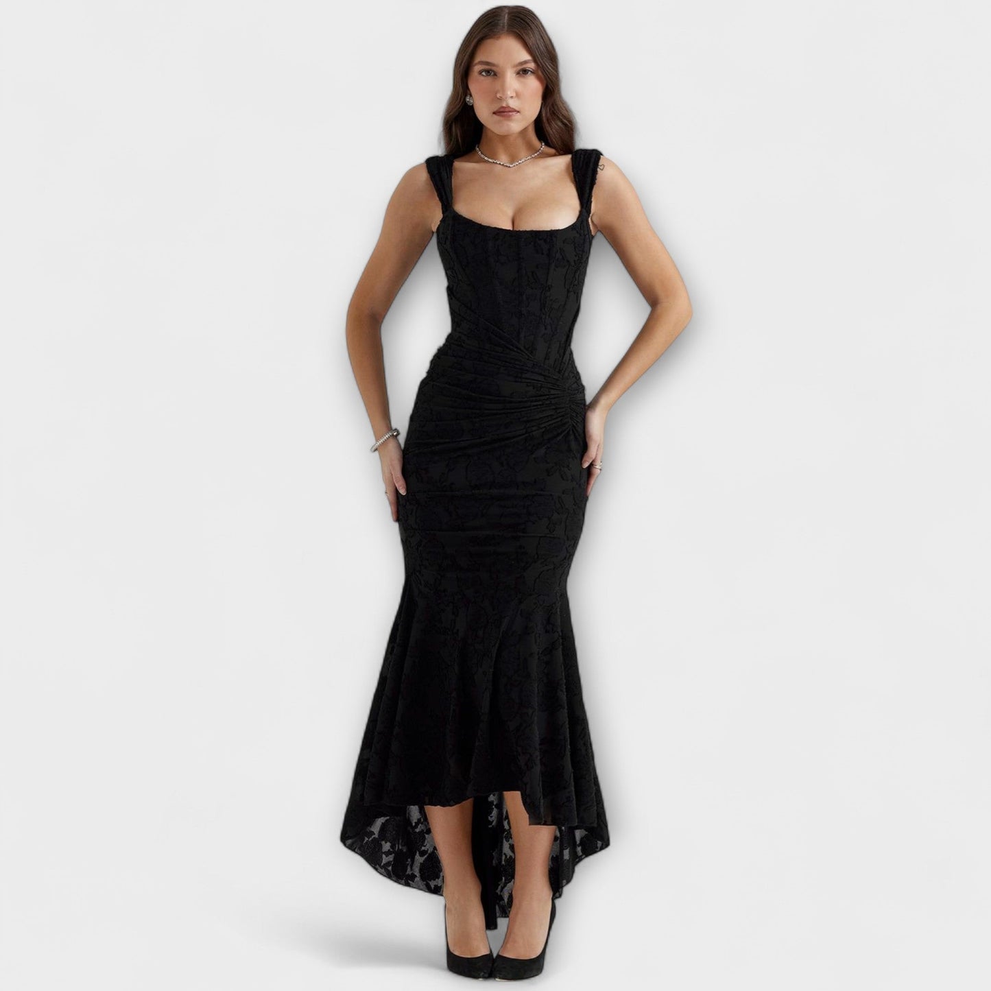 Renske - Elegant Long Dress with Refined Corset