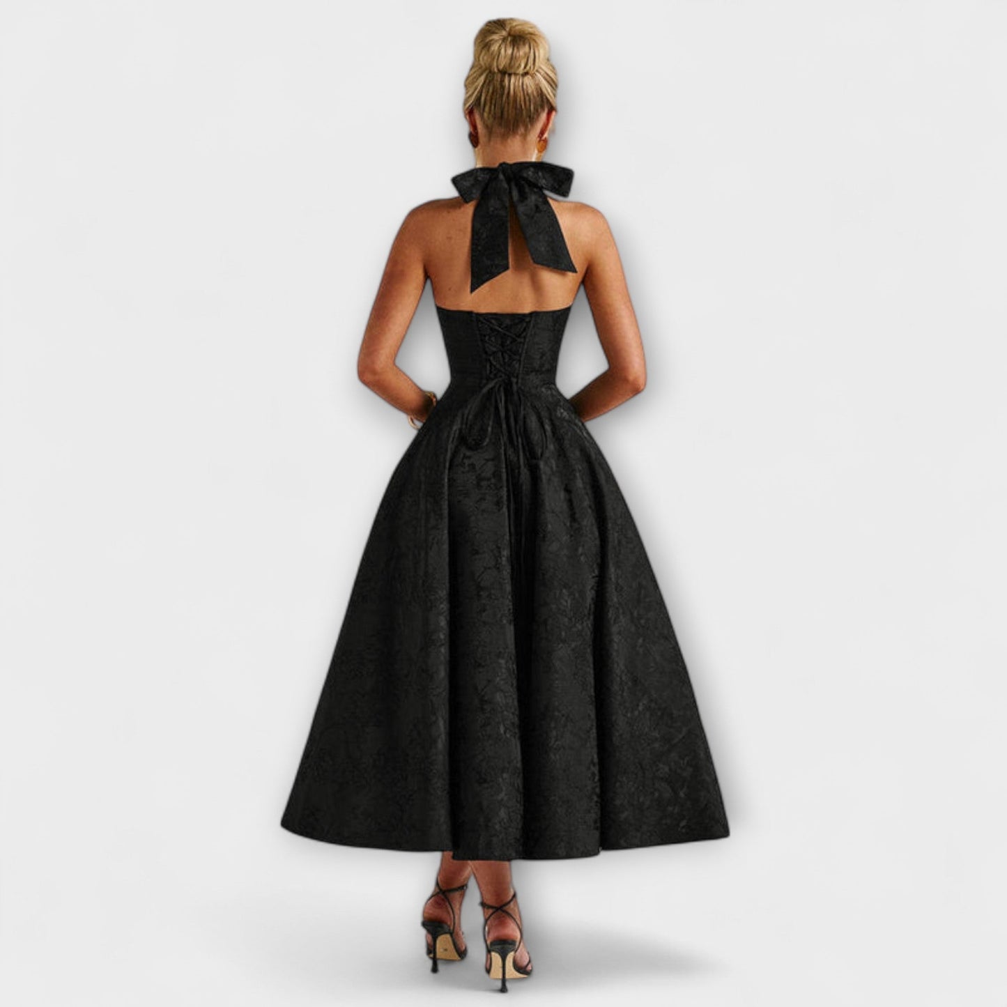 Catalina - Charming Midi Dress