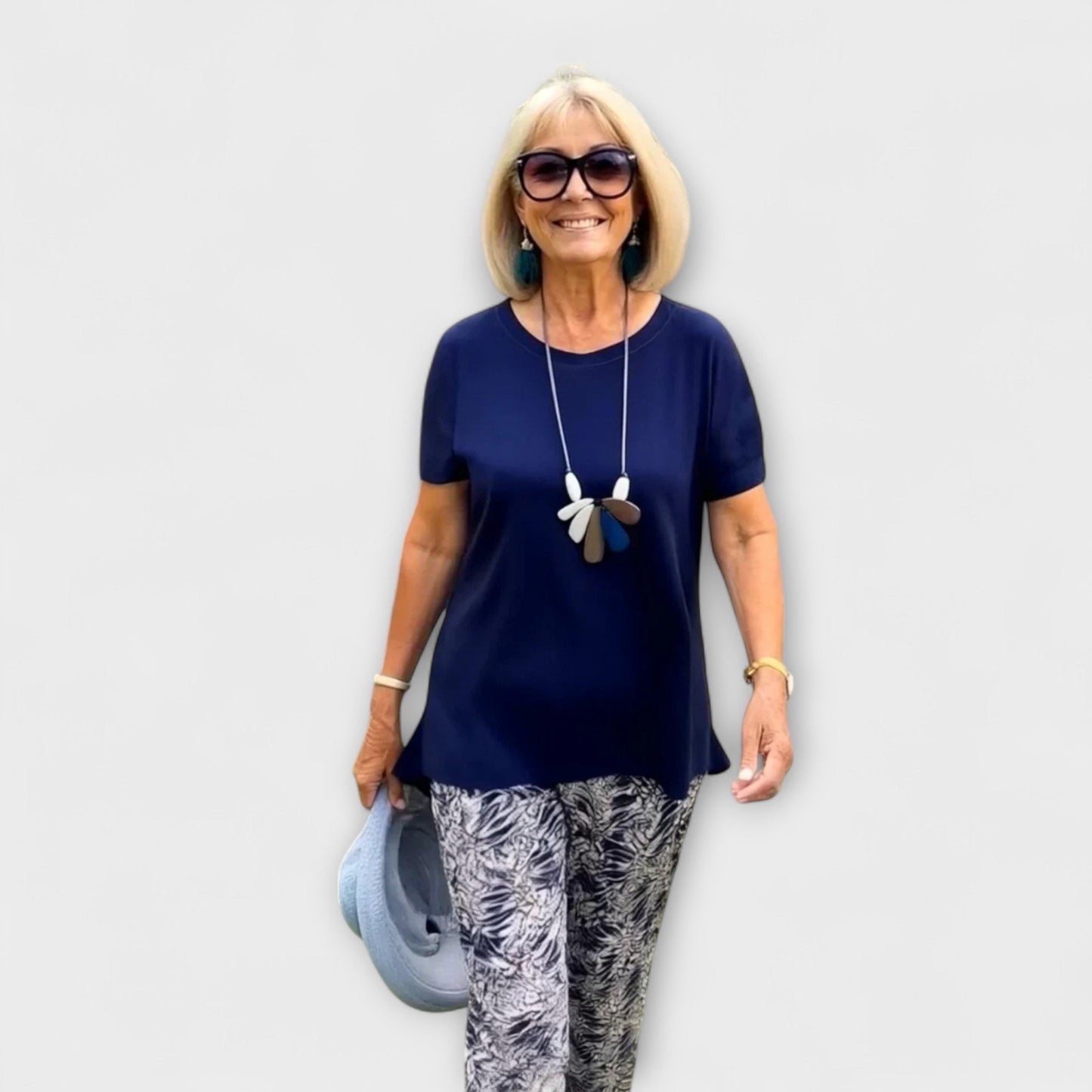 Arielle - Chic Summer Outfit