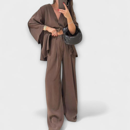 Jacqueline - Casual V-Neck Top and Pants Set