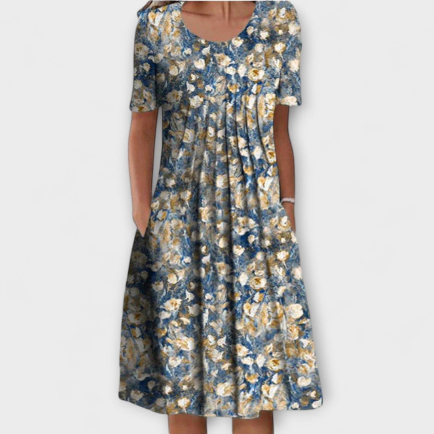 Emelie – Chic Shift Dress with Tummy Control