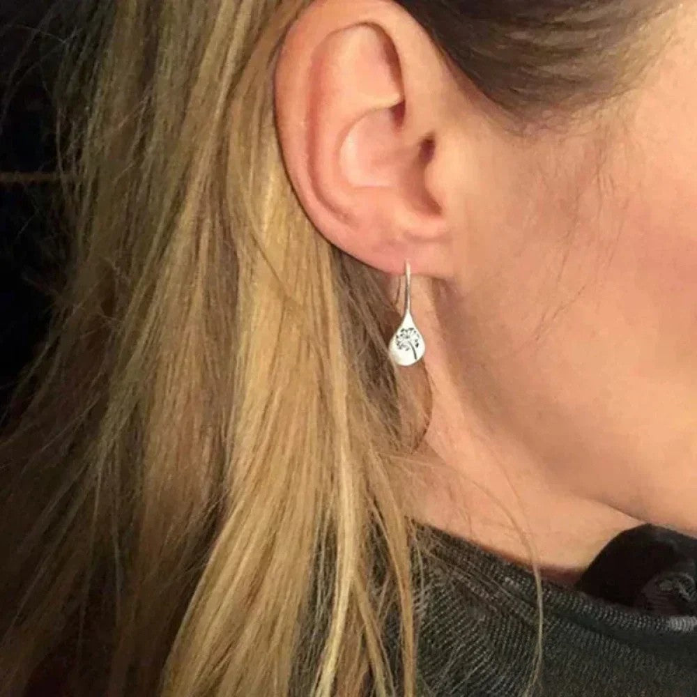 Elegant Silver Dandelion Leaf Design Earrings