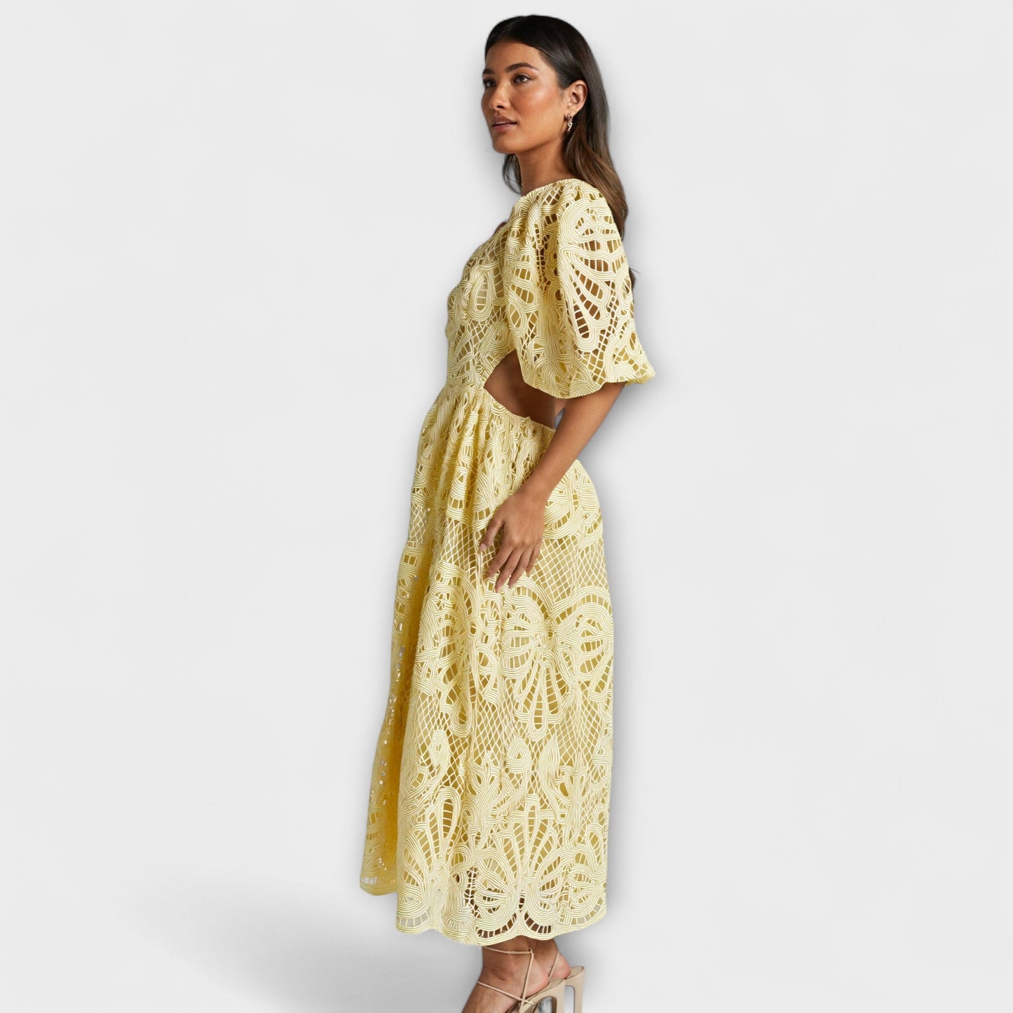 Chic Dress with Subtle Details
