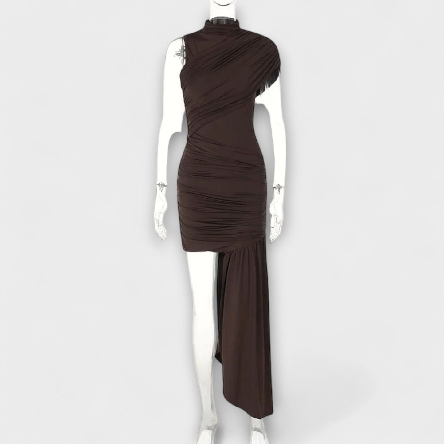 Lila - Chic Slim-Fit Dress with Round Neckline and Pleats