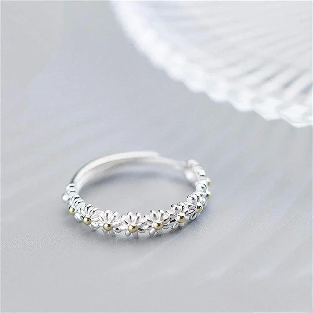 Adjustable Silver Ring with Hand-Painted Enamel Daisy Design