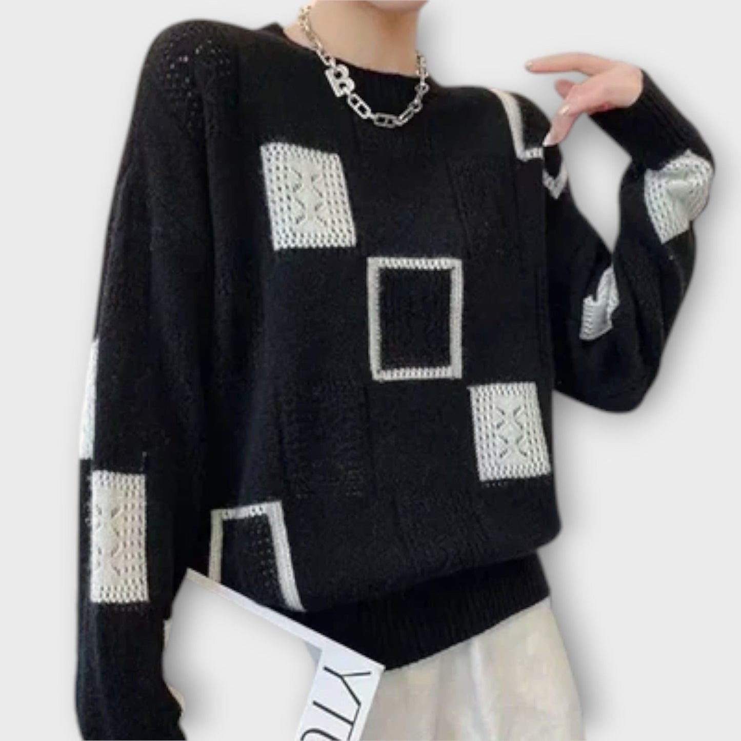 Isalina - Cozy Sweater