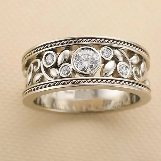 Vintage Silver Ring with Zirconia