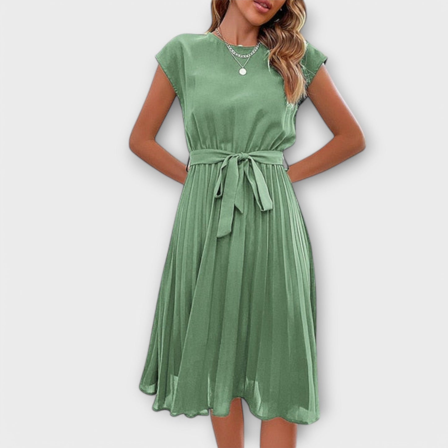 Claire - Casual Midi Dress with Short Sleeves and Pleats