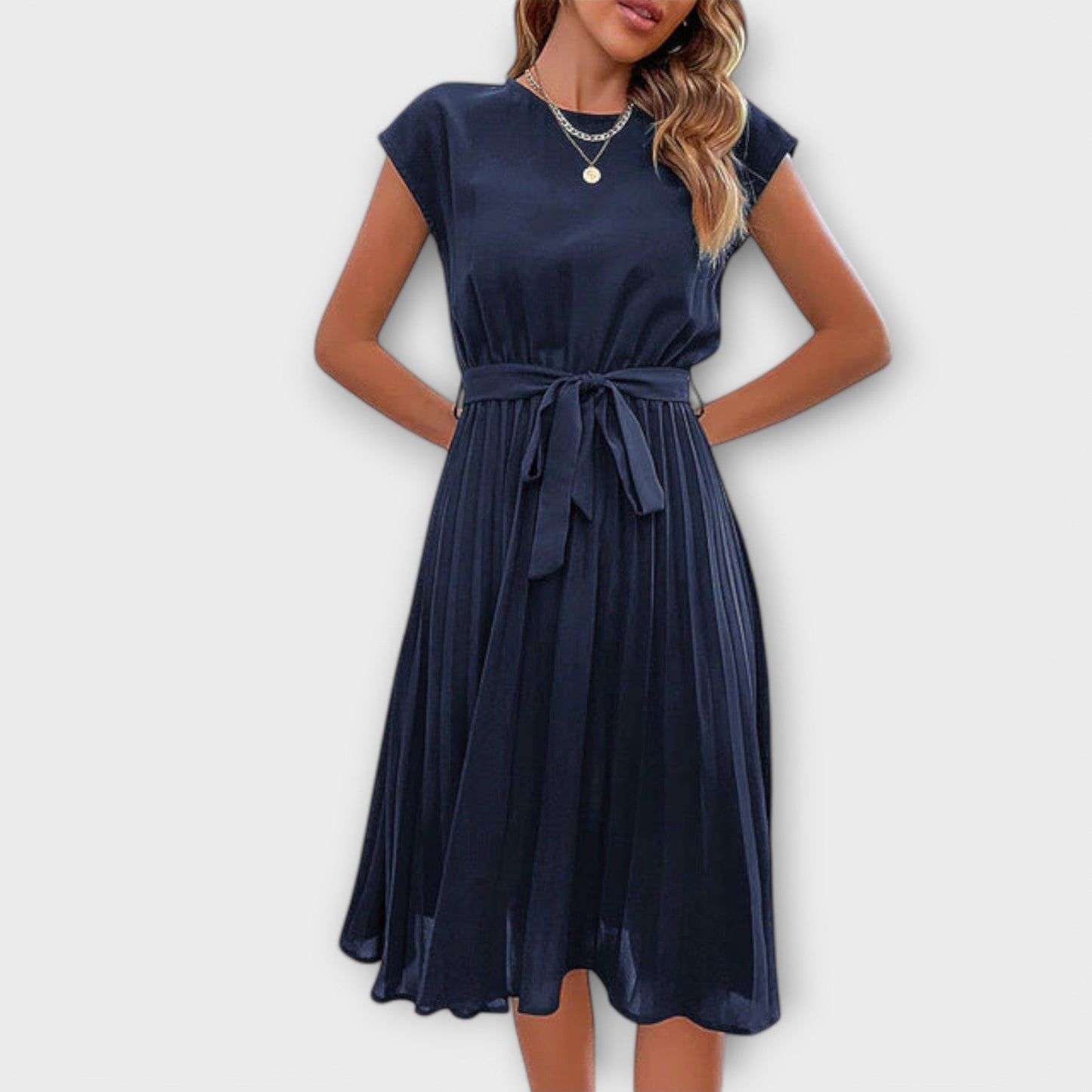 Claire - Casual Midi Dress with Short Sleeves and Pleats