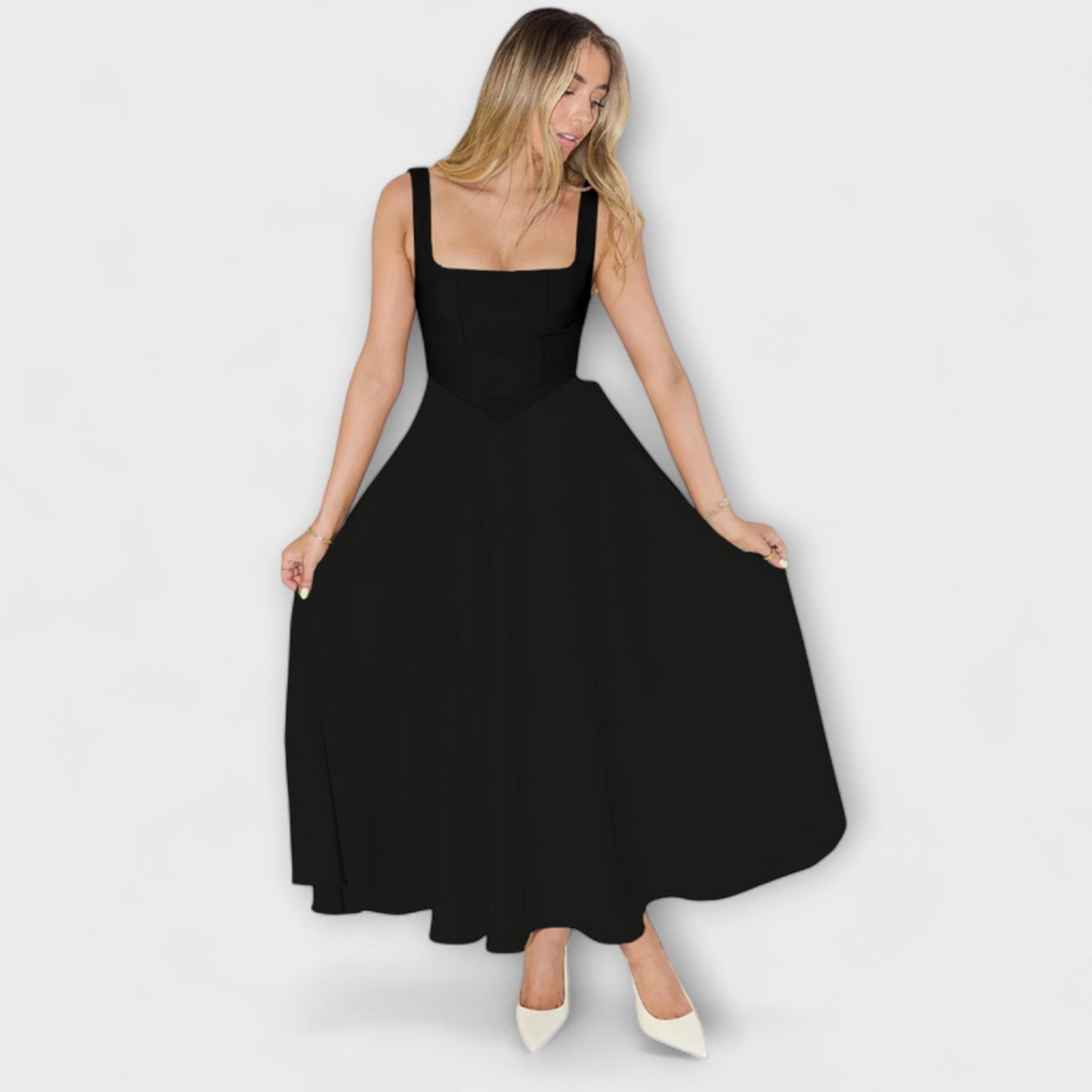 Scarlett - Elegant Evening Gown