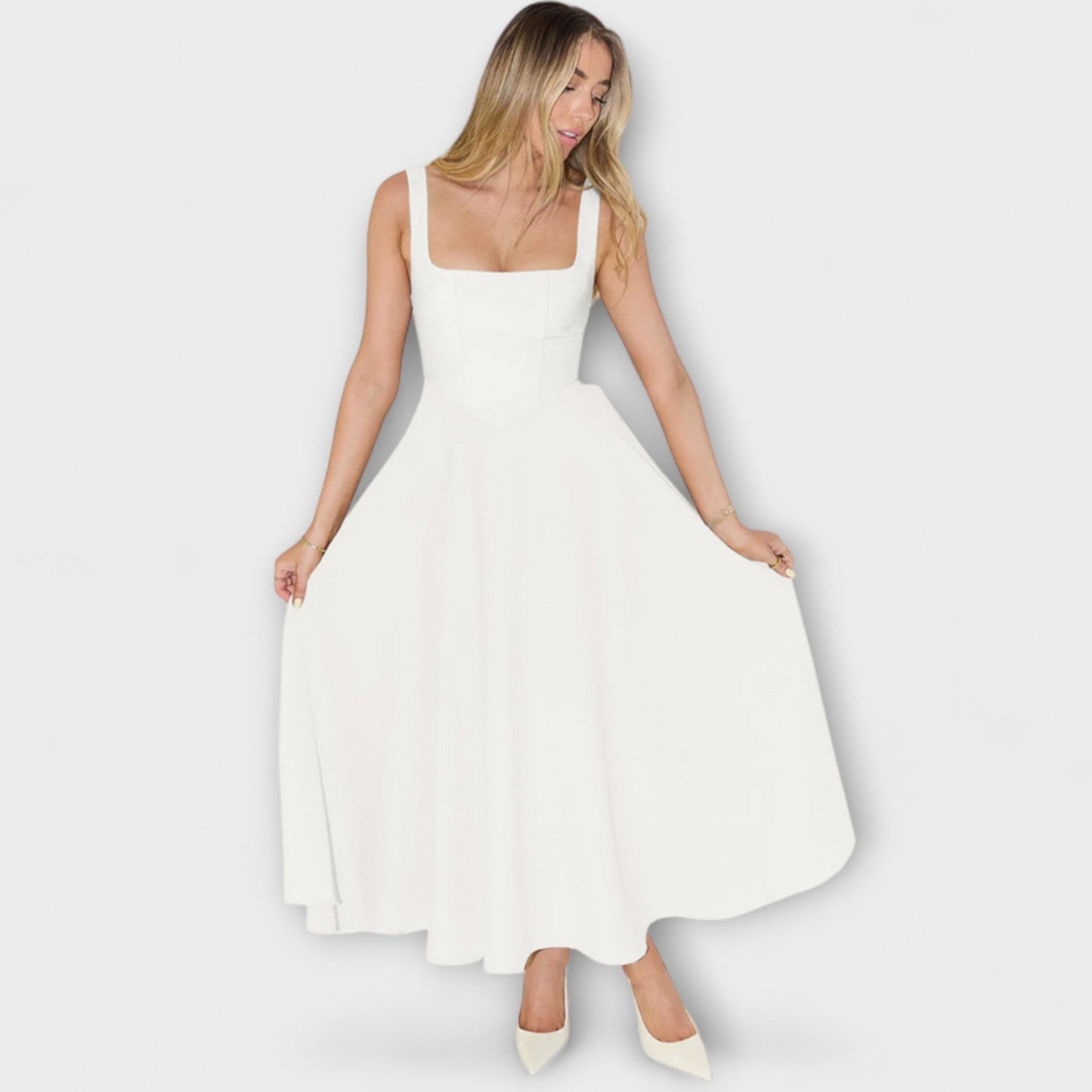 Scarlett - Elegant Evening Gown