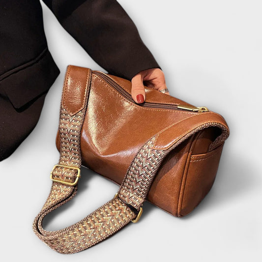 Lora Vintage Crossbody Bag