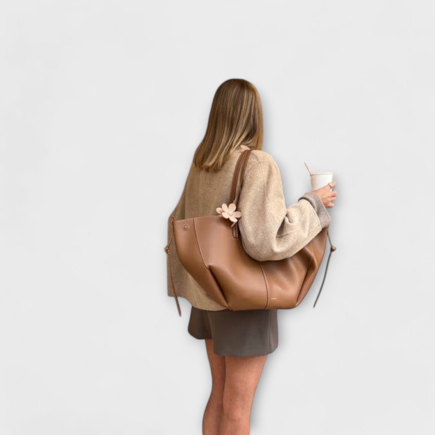 Lora – Vintage Tote Bag