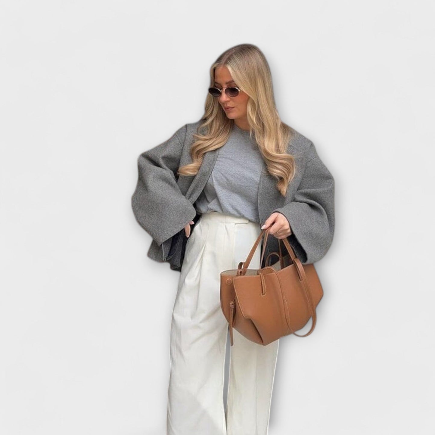 Lora – Vintage Tote Bag