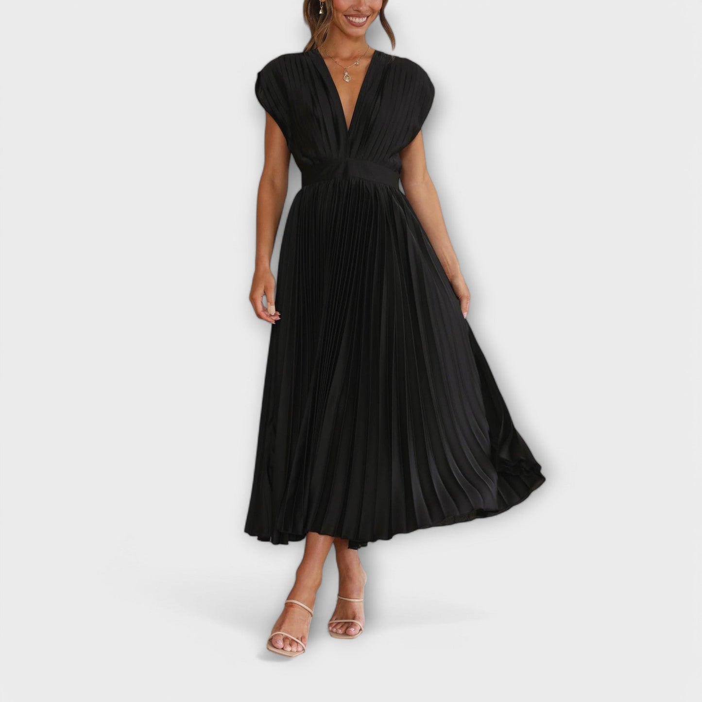 Maria - Chic Pleated Dress