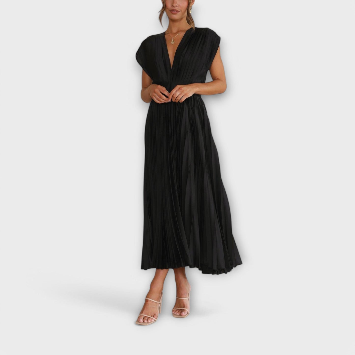 Maria - Chic Pleated Dress