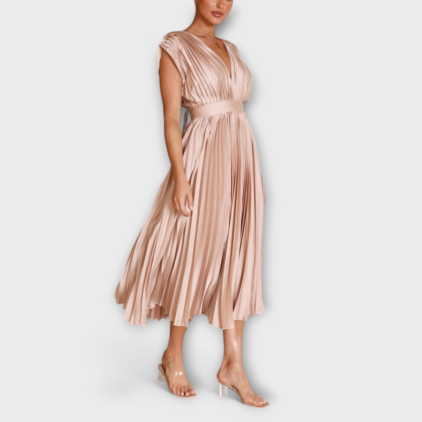 Maria - Chic Pleated Dress