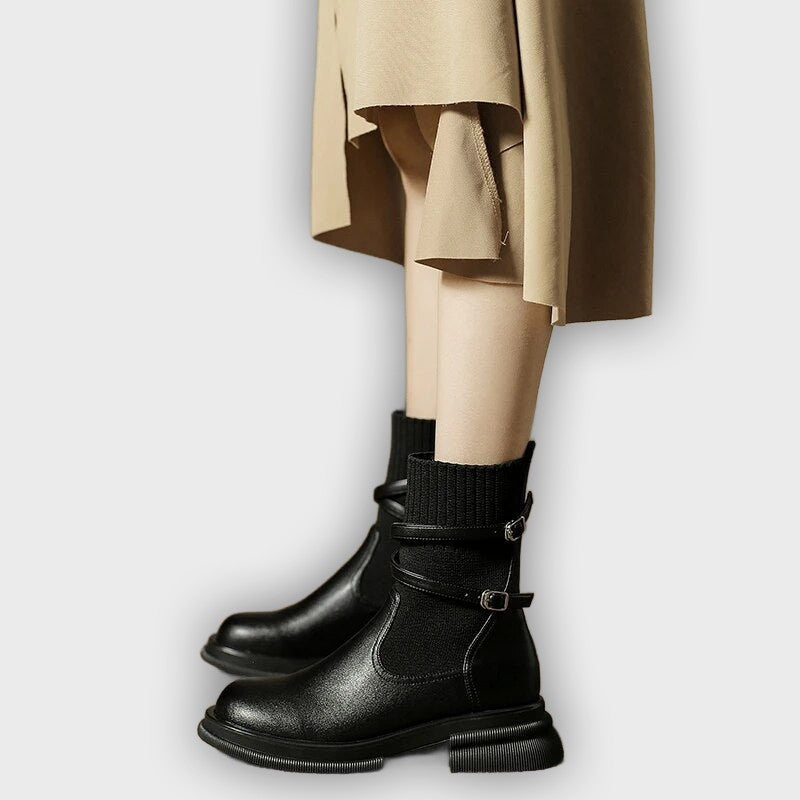 Elfrid – Women’s Retro Platform Boots with Chunky Sole & Vintage Design