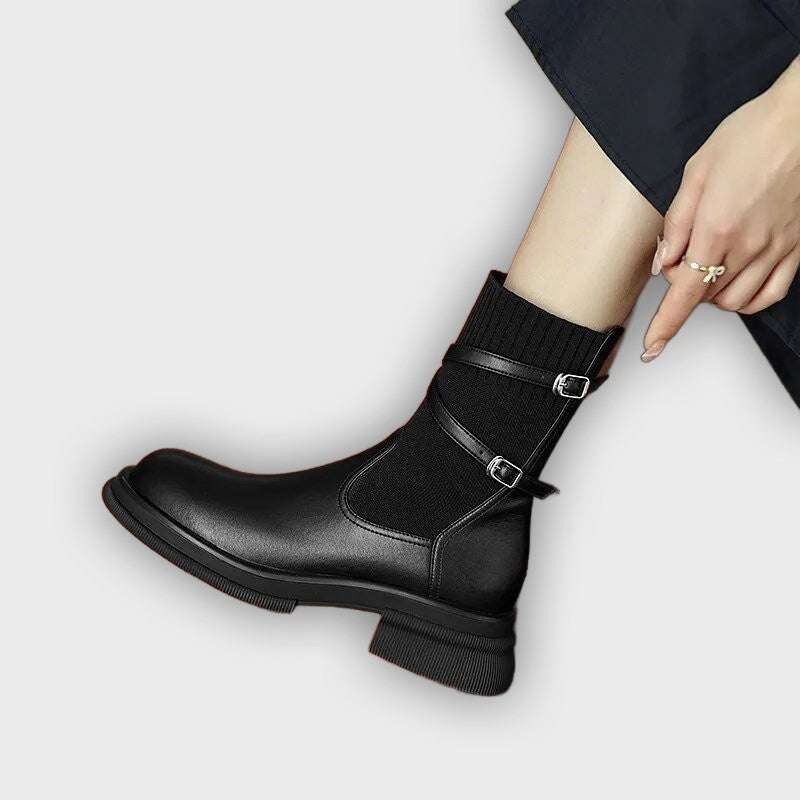 Elfrid – Women’s Retro Platform Boots with Chunky Sole & Vintage Design