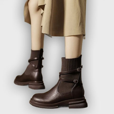 Elfrid – Women’s Retro Platform Boots with Chunky Sole & Vintage Design