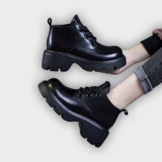 Maren – Women’s High-Top Leather Ankle Boots with Chunky Sole & Lace-Up