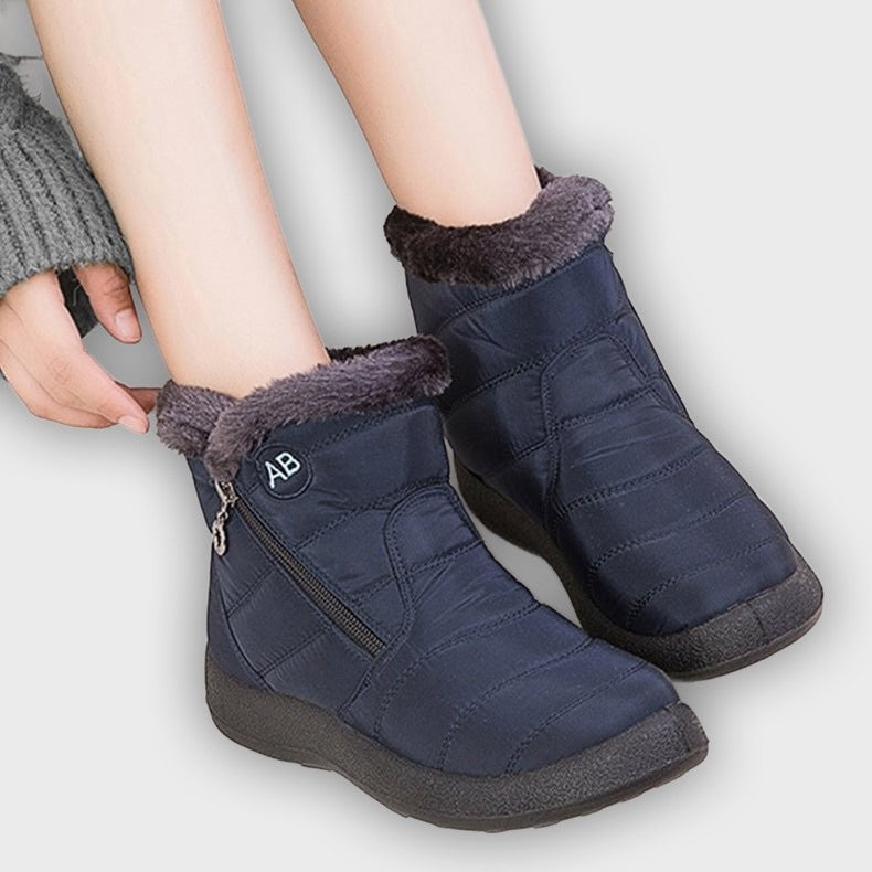 Ragnhild – Women’s Fur-Lined Winter Snow Boots with Zipper Closure