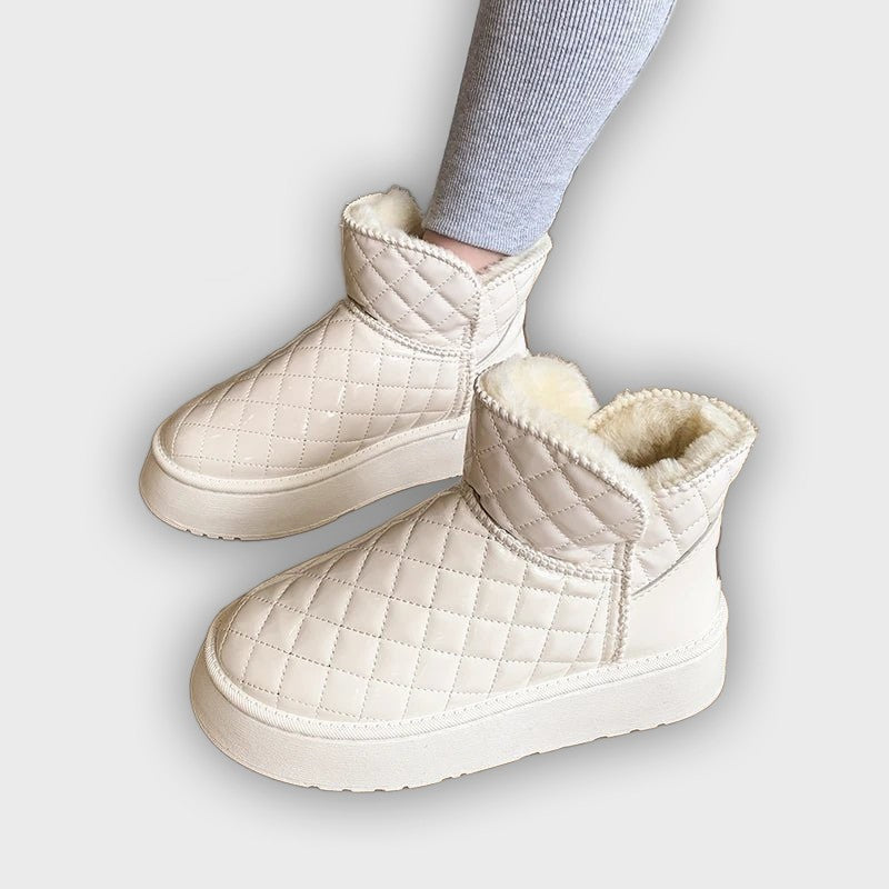 Ronja – Women’s Waterproof Chunky Sole Outdoor Boots