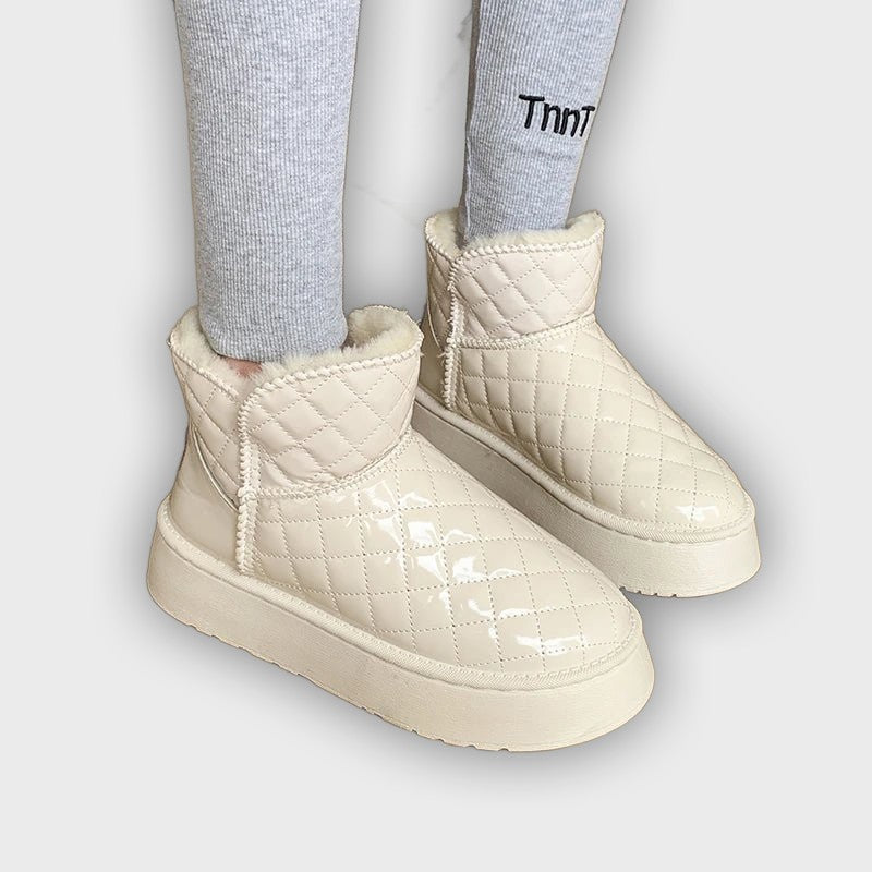 Ronja – Women’s Waterproof Chunky Sole Outdoor Boots