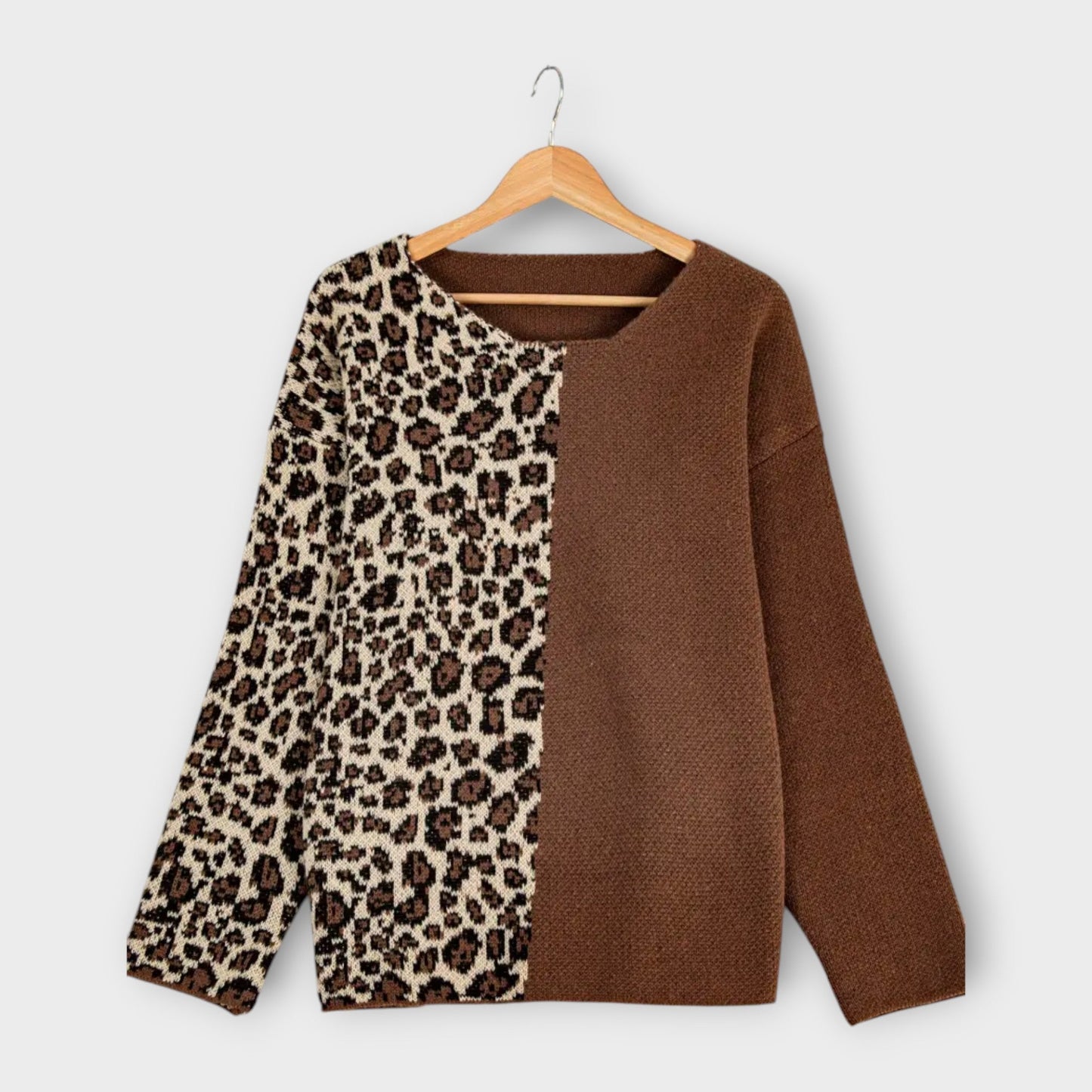 Marina - Casual Leopard Print Sweater