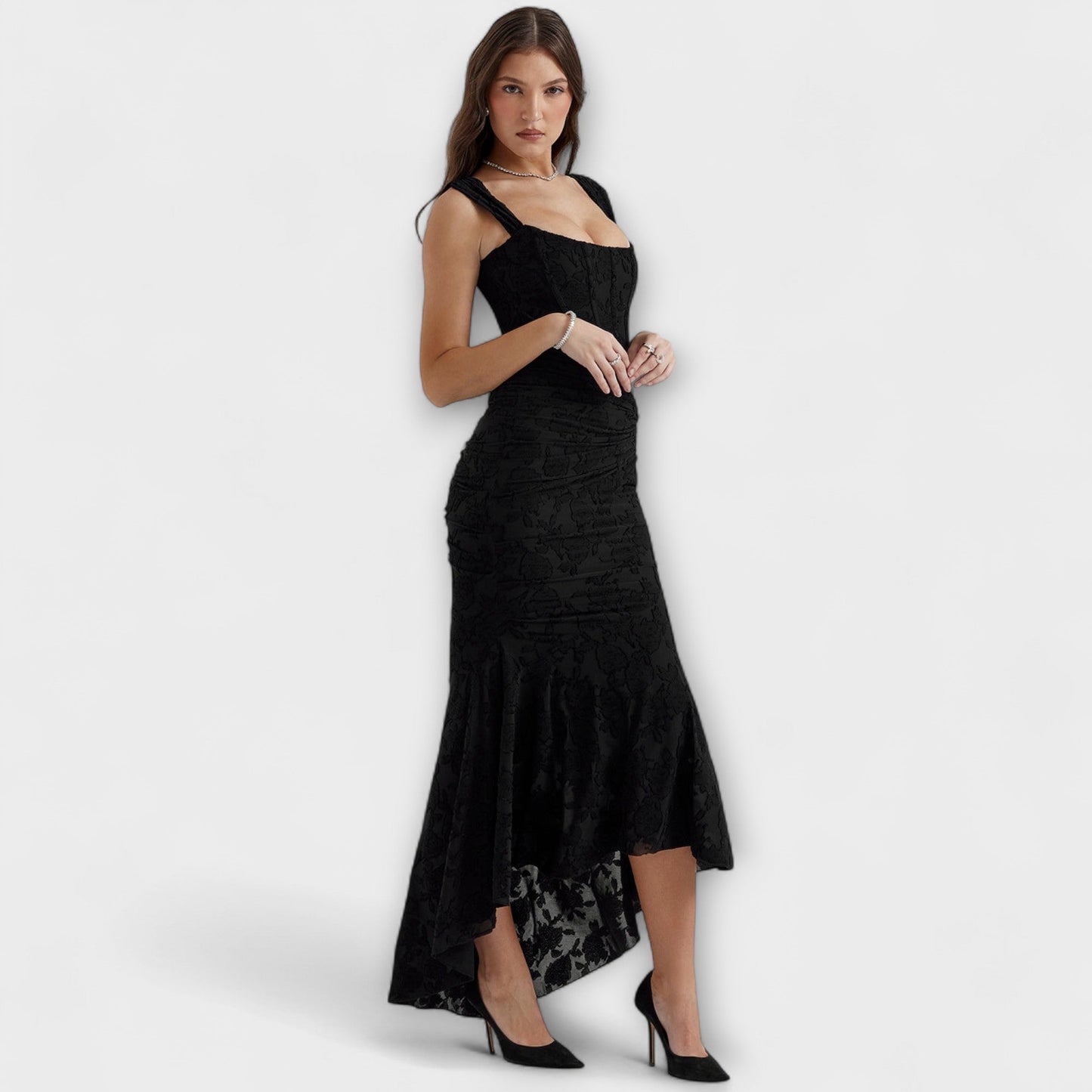 Renske - Elegant Long Dress with Refined Corset