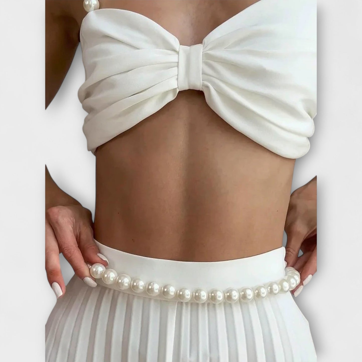 Evangeline - White Pleated Blouse with Wide-Leg Pants and Cardigan