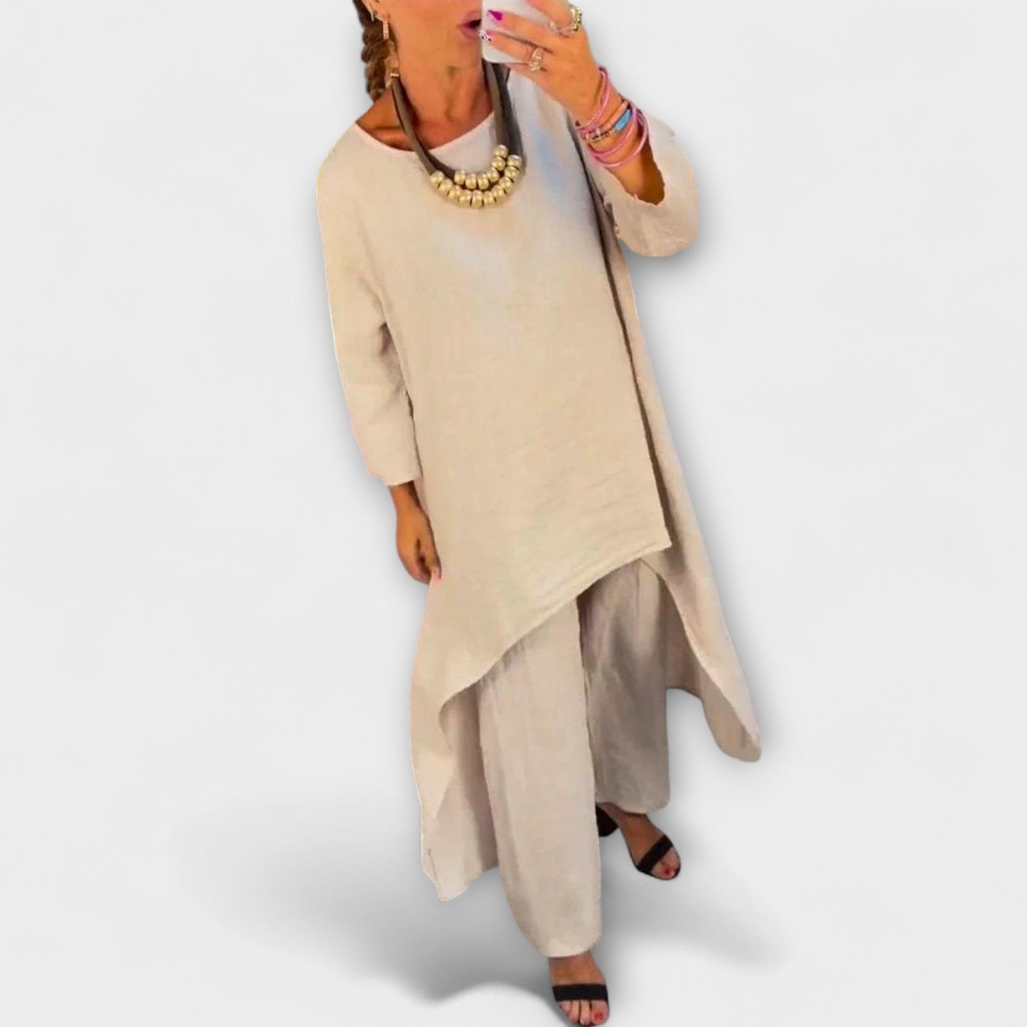 Tabea - Linen Suit with Round Neck