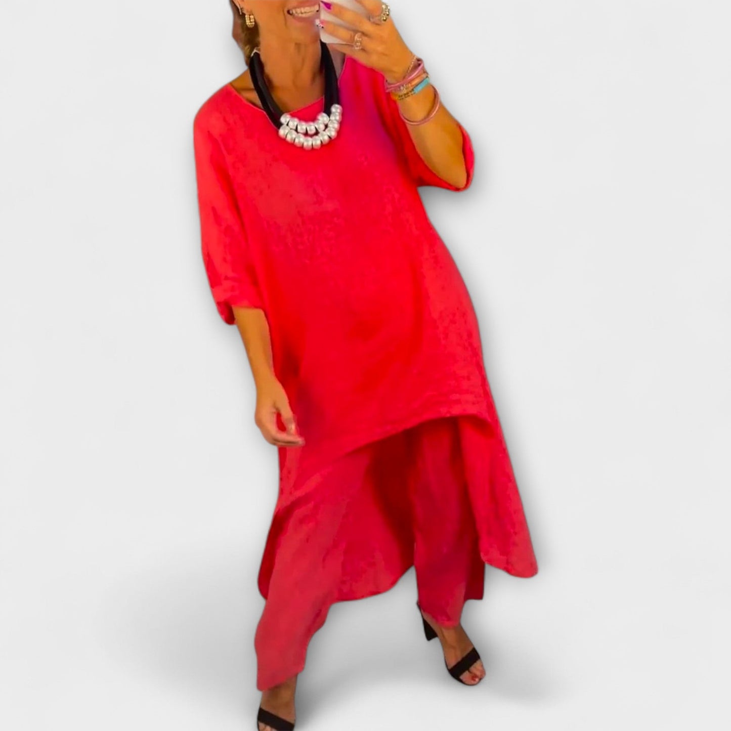 Tabea - Linen Suit with Round Neck