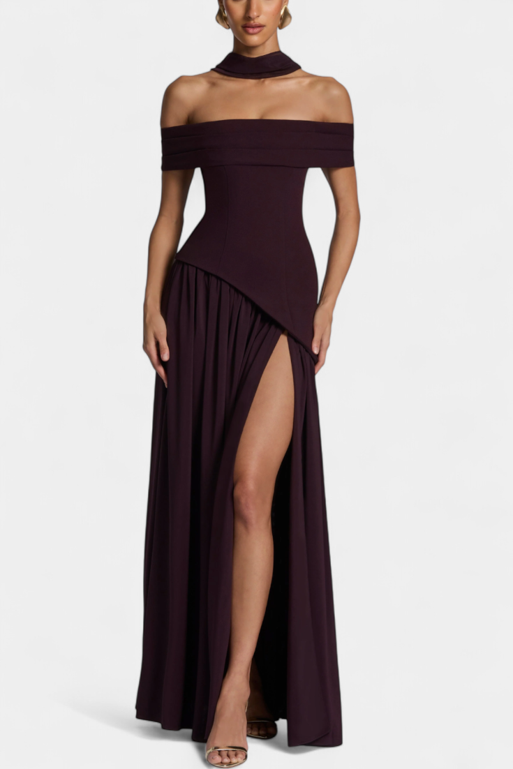 Maxi Pilgrim Dress with Off-Shoulder Sleeves Made of Chiffon with a Side Slit