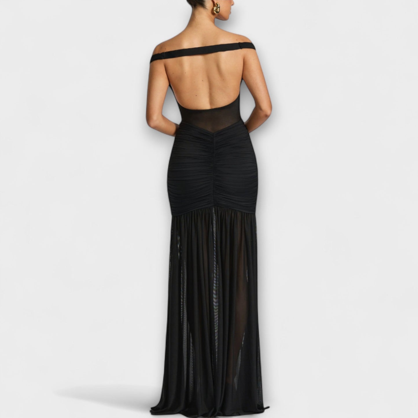 Therese – Slip Dress That Stands Out