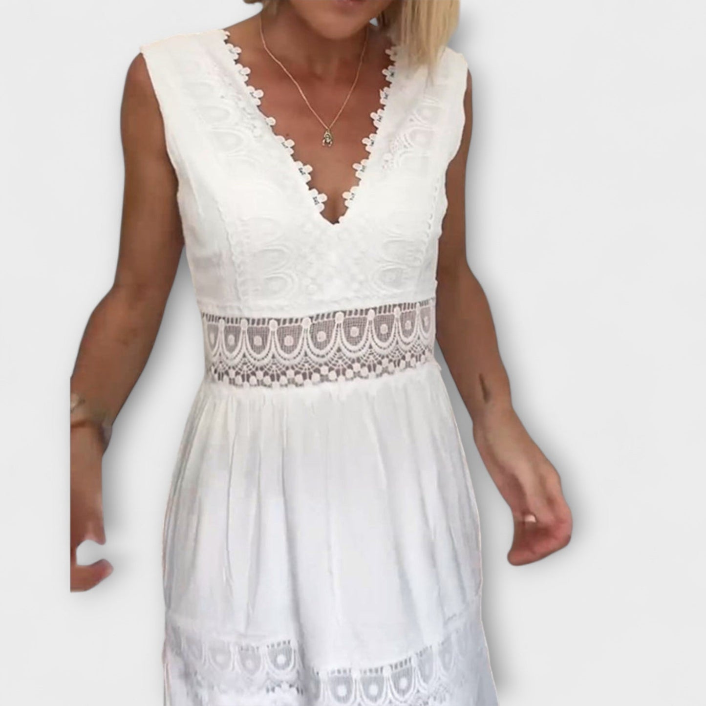 Ninfea Sleeveless Boho Midi Dress with Lace Details