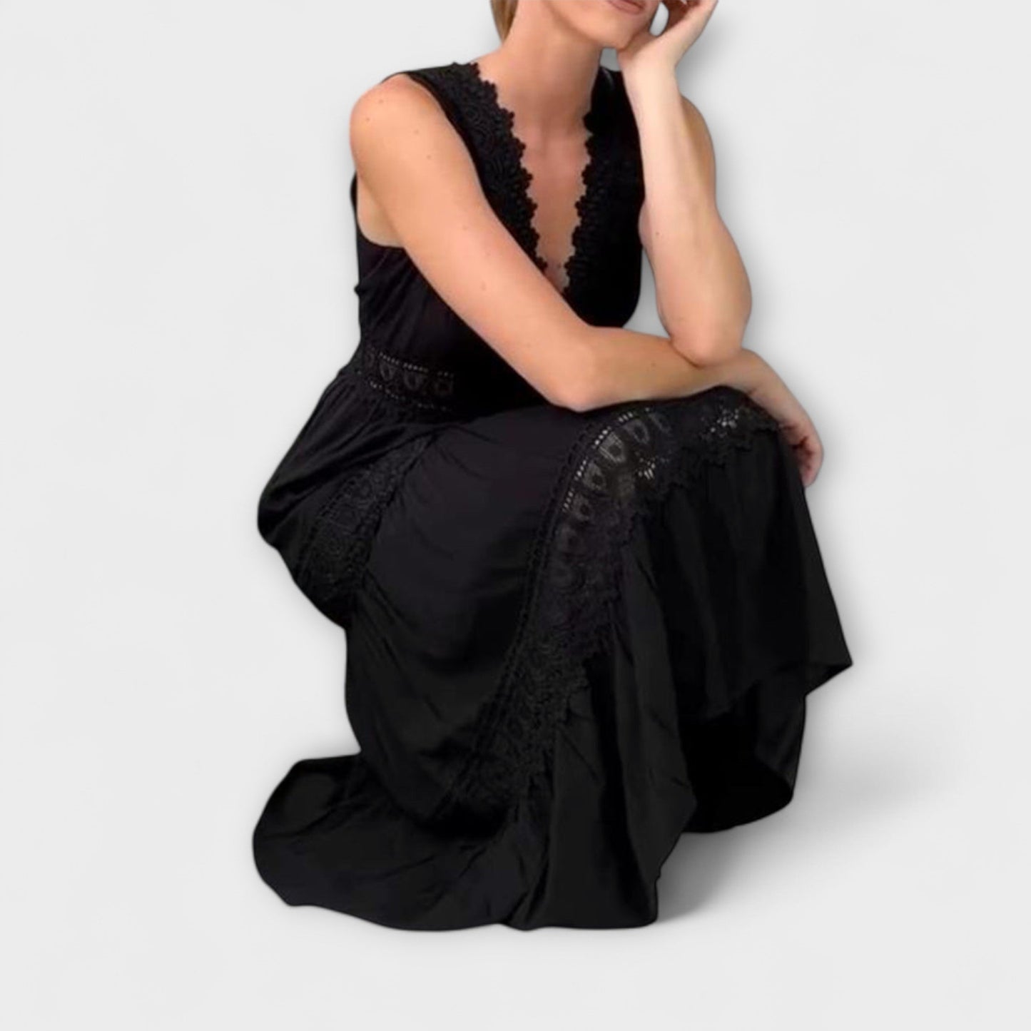 Ninfea Sleeveless Boho Midi Dress with Lace Details