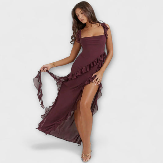 Lara - Chic Maxi Dress with Slit