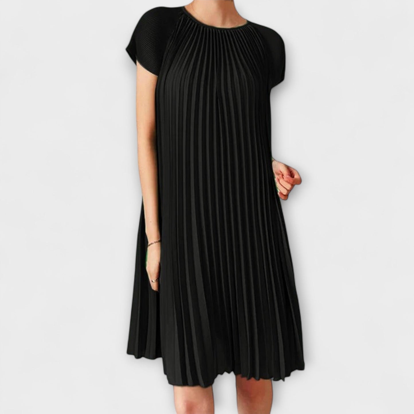 Chic Pleated Dress