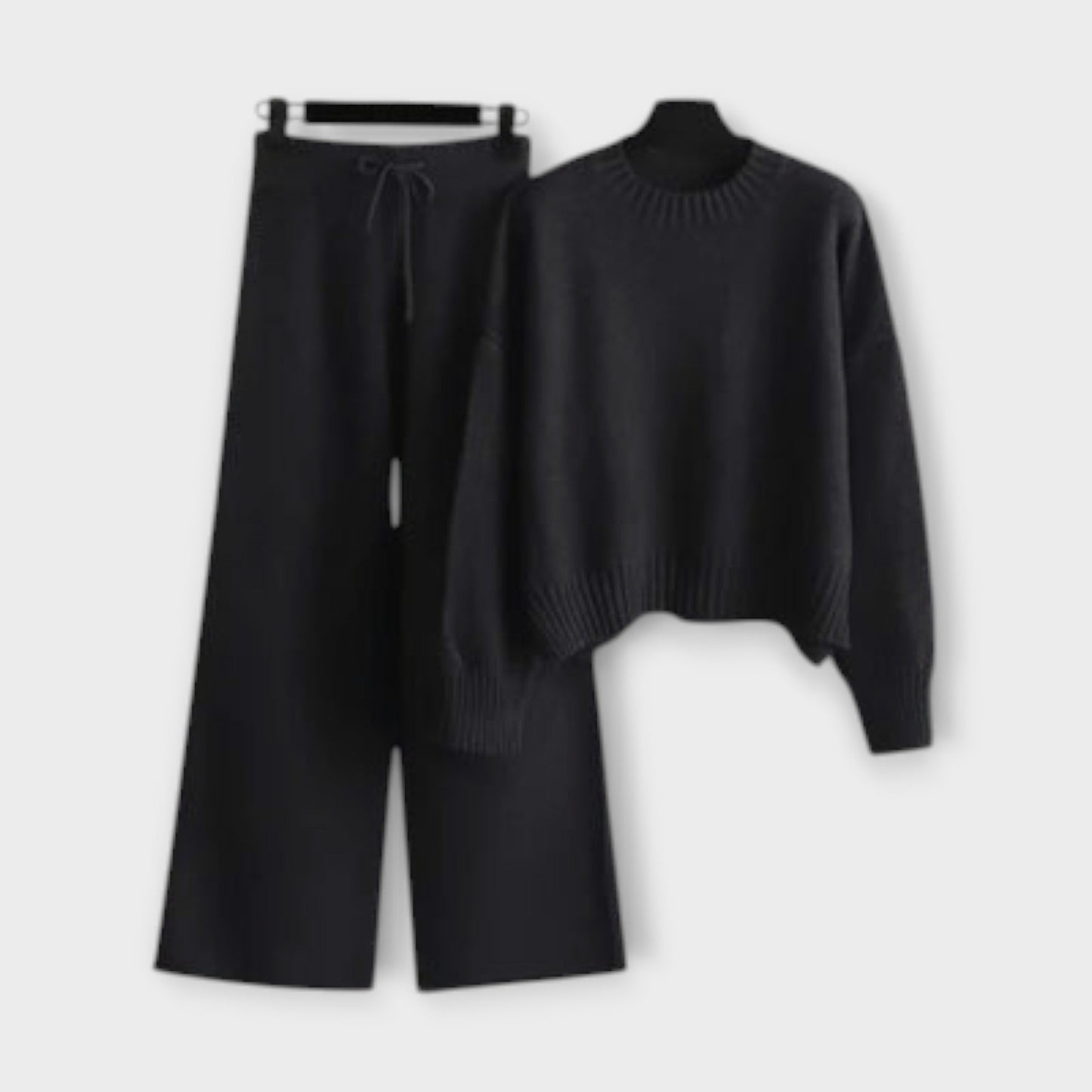 Stella - Casual Knit Outfit
