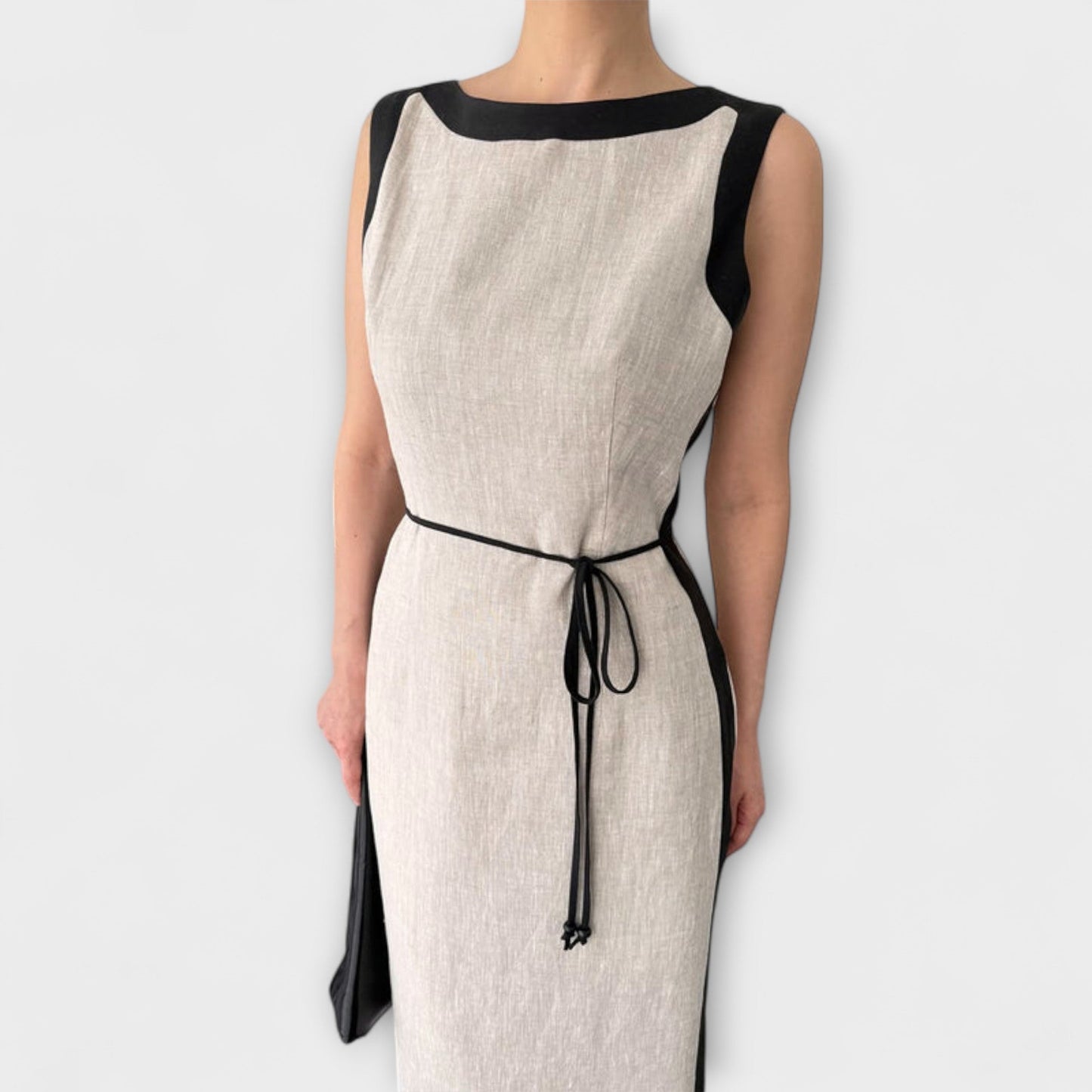 Irene - Chic Sleeveless Dress