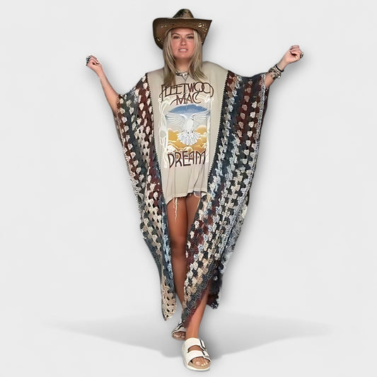 Molly - Cardina Crochet Tee