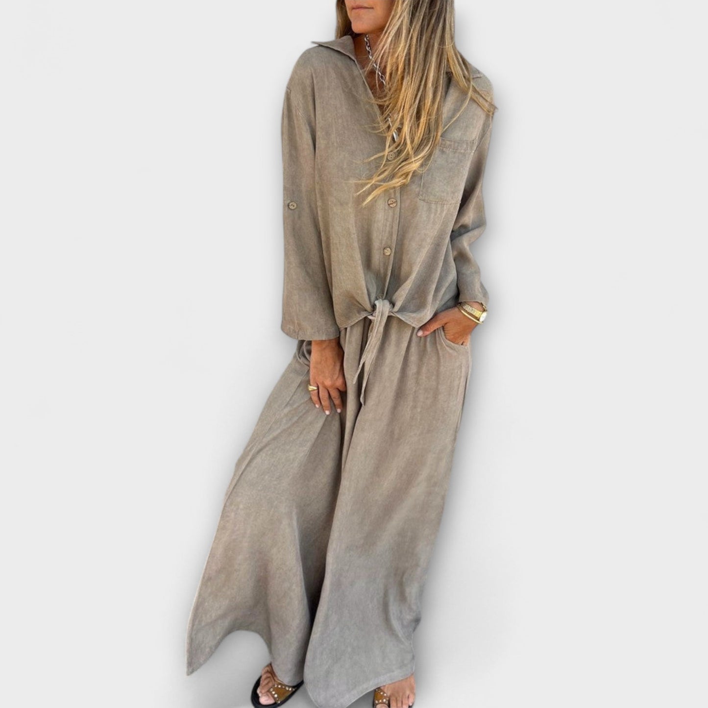 Atlas Two-Piece Set